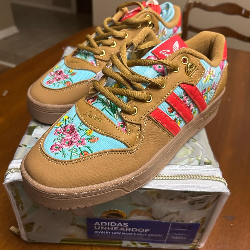 Adidas Unheardof, rivalry low, Mom’s Ugly Couch, men’s 9.5, Special Packaging